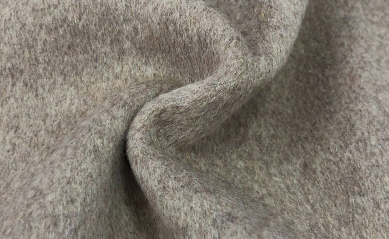 Duffel coat,faced woolen goods50%wool50%rayon 5