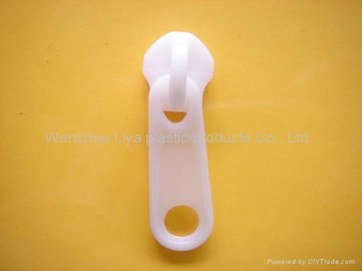 Zipper puller, Zipper slider, Zipper head, zipper pull, Slider, Puller  2