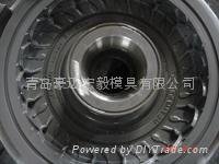 Solid tyre mould