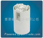 E14 plastic lamp holder with VDE