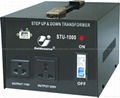 STU-1000 STEP UP/ DOWN VOLTAGE TRANSFORMER WITH 5V USB