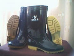 Powerful Boots (Black) or rubber boots,wellies