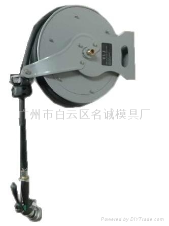 新款自動收管高壓洗地龍頭