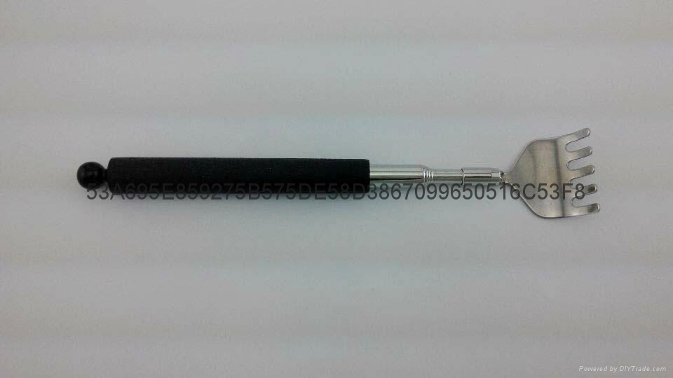 大字牌五爪伸縮不鏽鋼抓背器 3