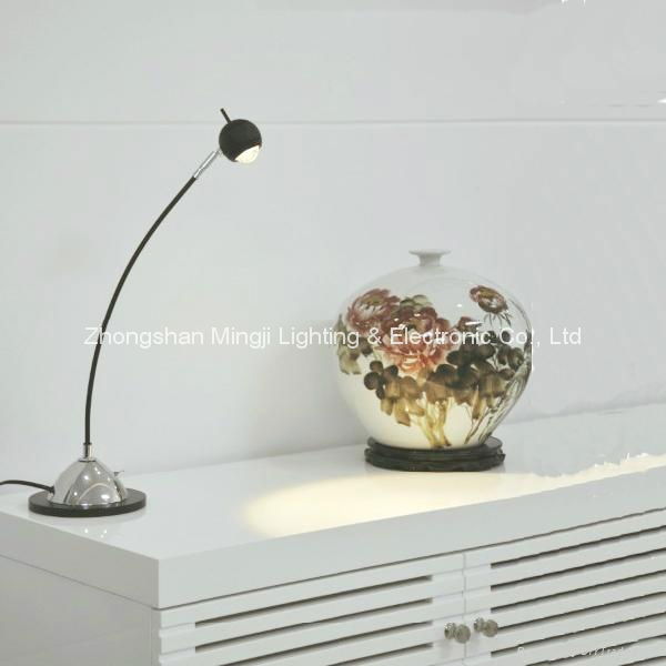 2015 LED Table lamp-Desk lamp dimmable  4