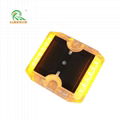 Plastic solar powered road stud cats eye