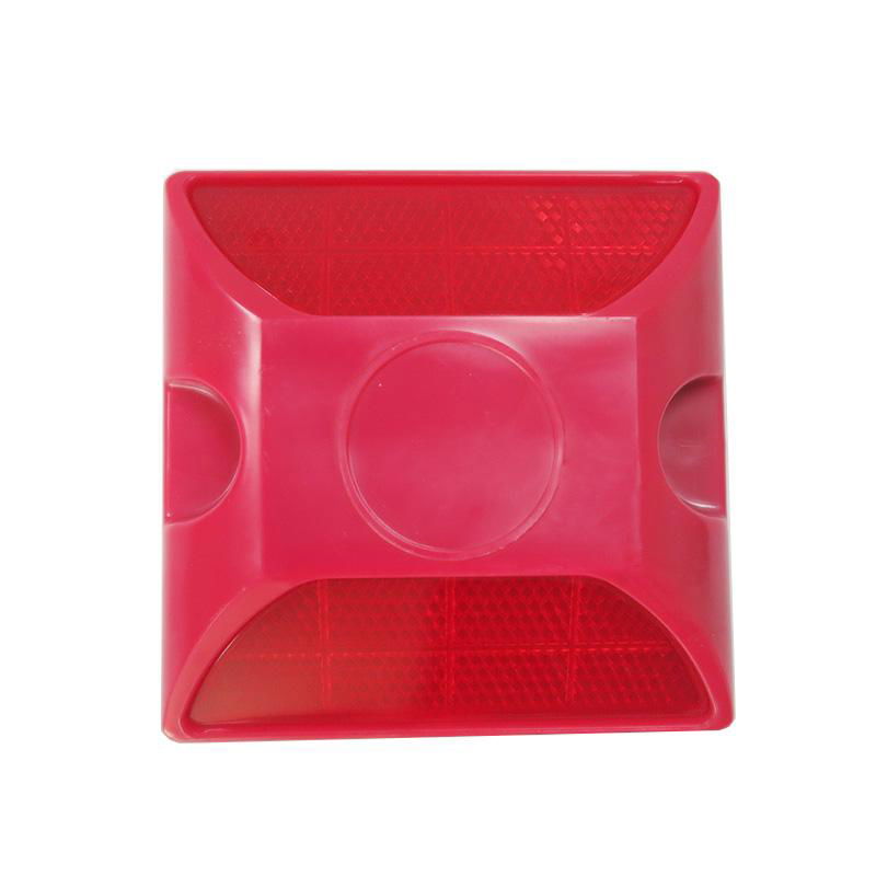 Reflective road stud one way plastic