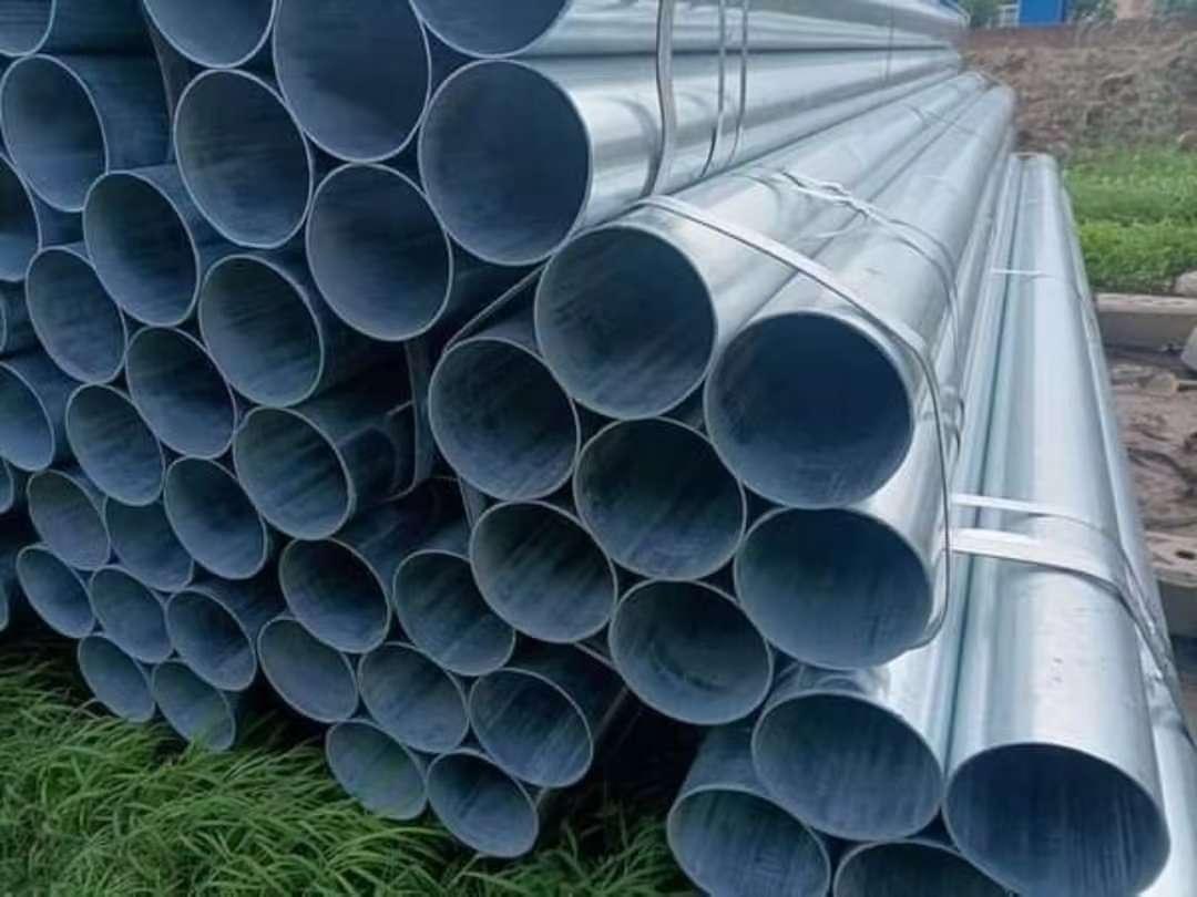 hot-dip galvanized steel pipes 3