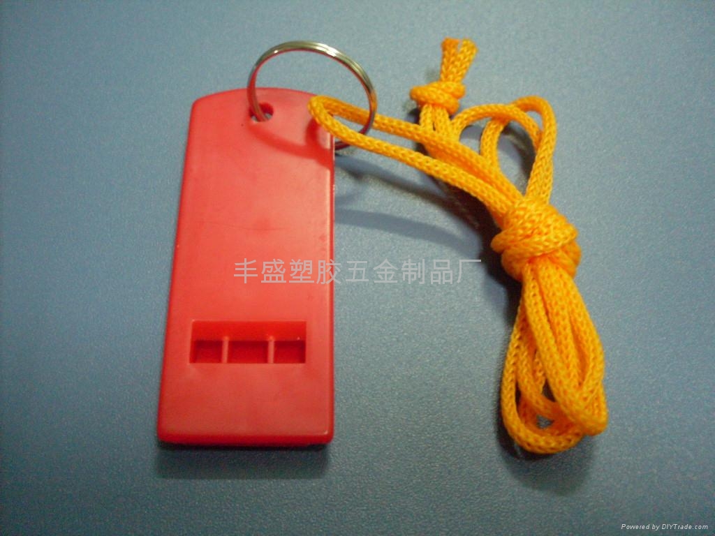 塑料运动哨子 2