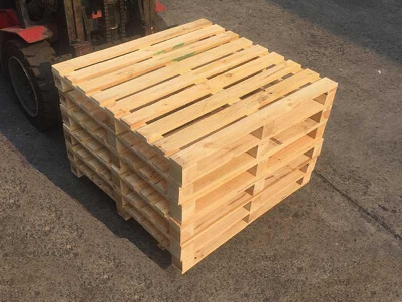 上海木托盘厂家专业生产木制托盘 4