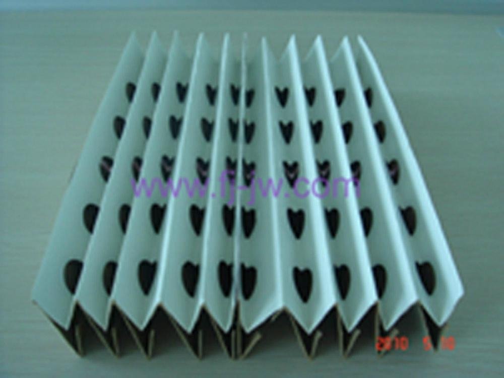 Corrugated/concertina paper filter for overspray 2