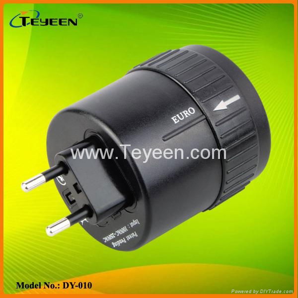 World Travel Adapter  (DY-010) 5
