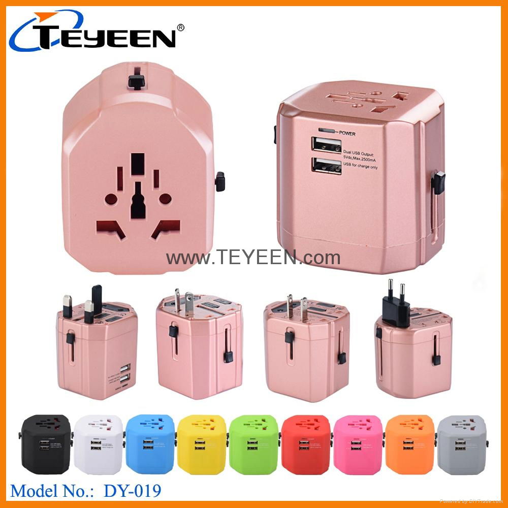 New 2.5A Universal Travel Adapter with Dual USB Charger （DY-019） 5