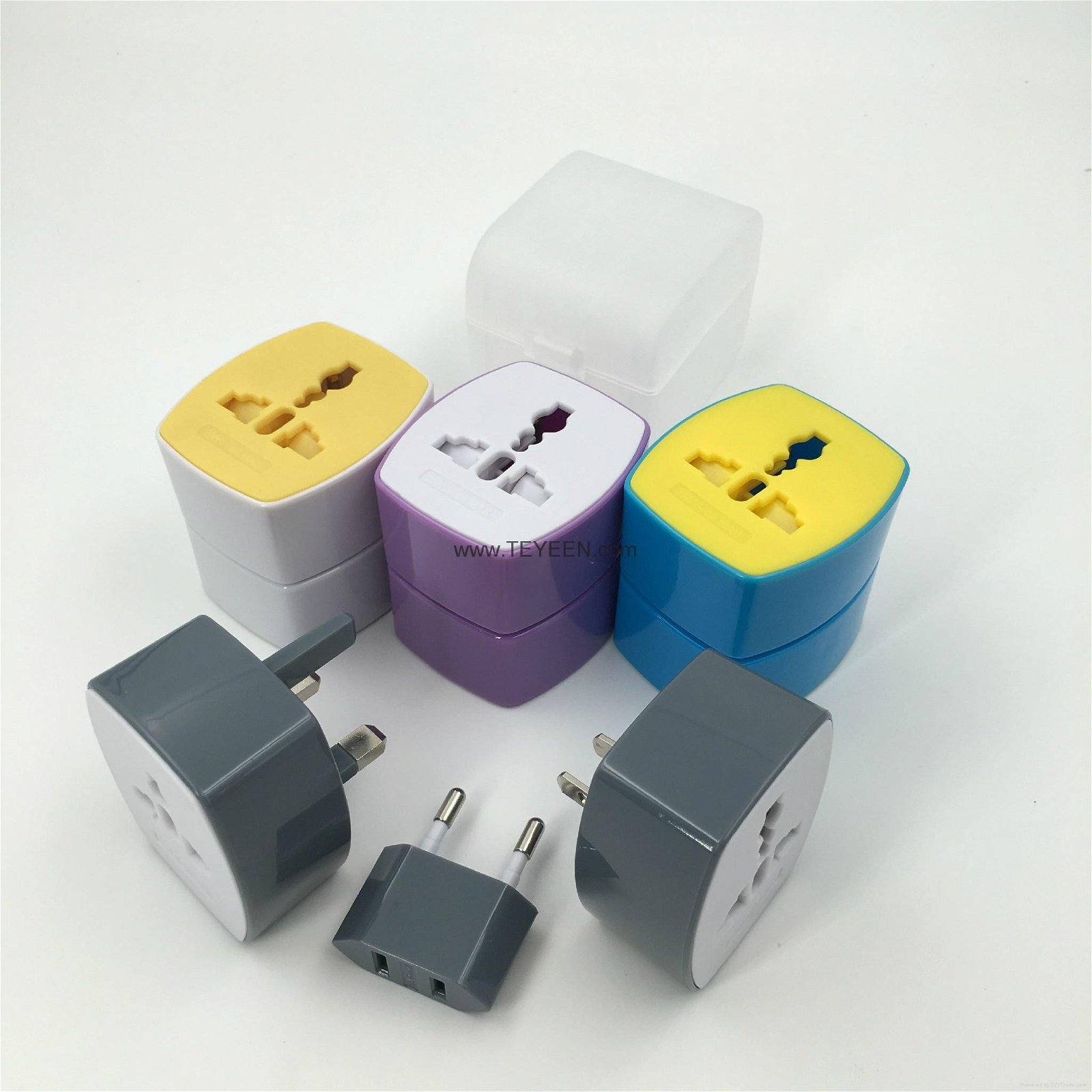 New Travel Adapter with USB Charger (DY-32U) 5