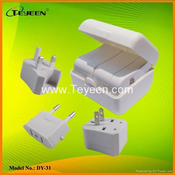 Universal Travel Adapter (DY-31)