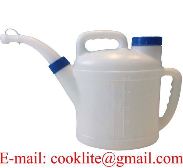 Double Capped Polyethylene Measuring Pour Container Oil Jug 5 Liter Oil Dispensing Can