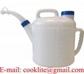 Double Capped Polyethylene Measuring Pour Container Oil Jug 5 Liter Oil Dispensing Can