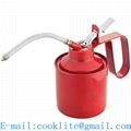 High pressure pump action oiler 500ml lubrication oil spray gun pot long mouth drip feed injecting gun gear oil pot