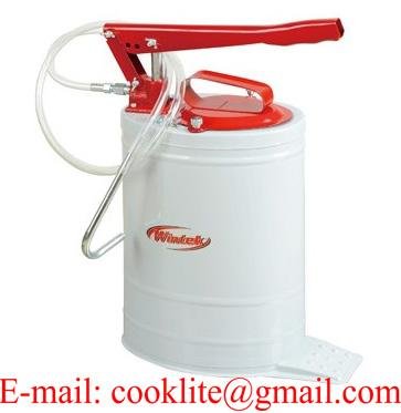 Hand Operated Oval Bucket Oil Pump Gear Lube Dispenser - 20L