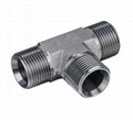 Hydraulic pipe fitting BSPP male 60 degrees cone seat male tee