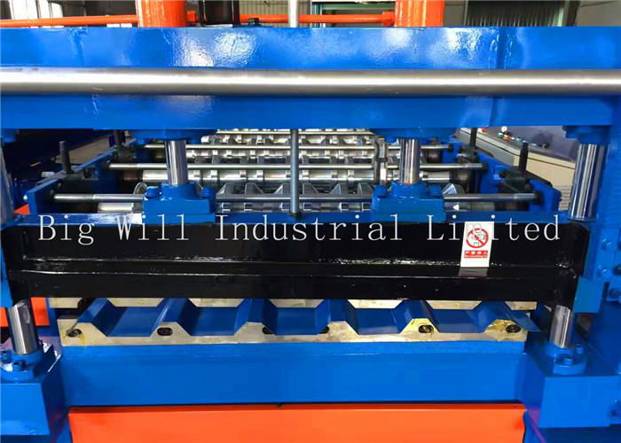 Chinese Closed Floor Deck Roll Forming Machine 3