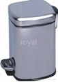 square pedal dustbin 1