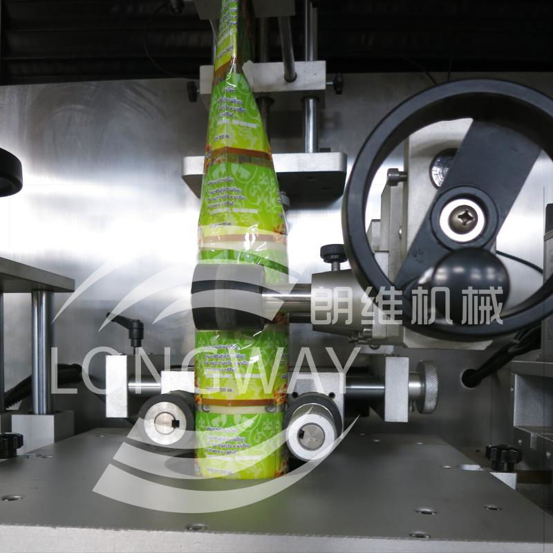 Full automatic bottle labeling machine Wtih steam generator  2