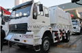 Sinotruck Compact Garbage Truck  3