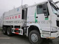 Sinotruck Compact Garbage Truck  5