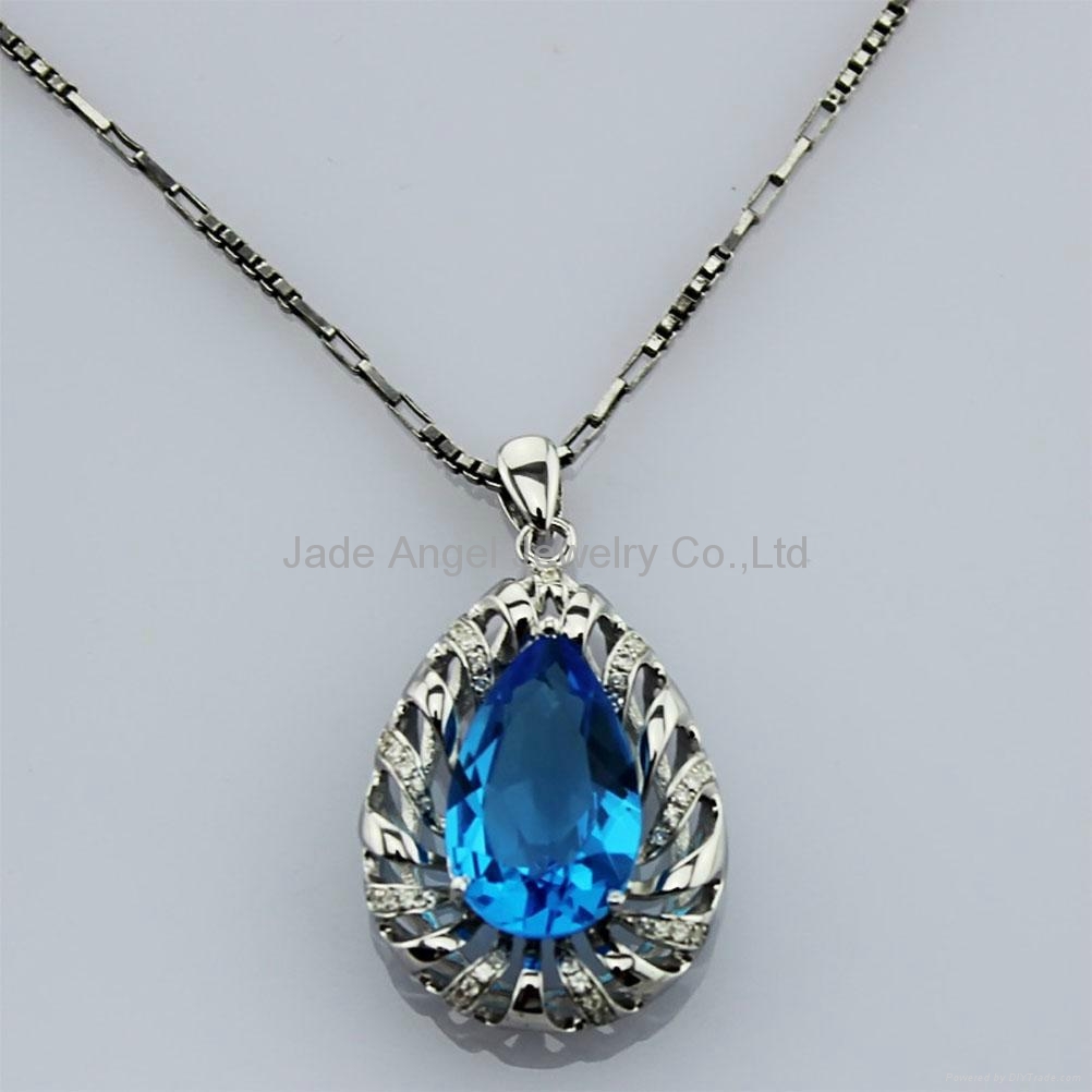 Sterling Silver Jewelry Blue Topaz Drop Pendant (China Manufacturer