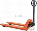 Hand pallet truck