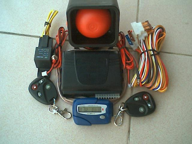 CAR ALARM SYSTEM SG-110B(With Pager)