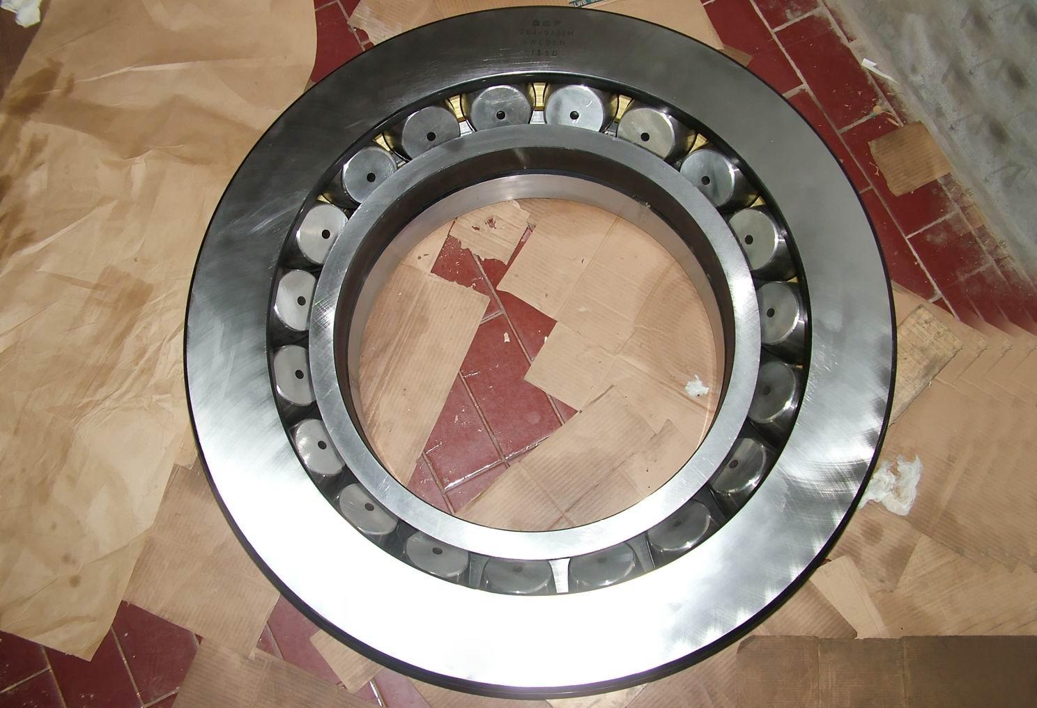 29492EM SKF Spherical Roller Thrust bearing ETR/JKL/SKF/FAG/INA/NTN