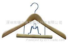 wooden hanger 3