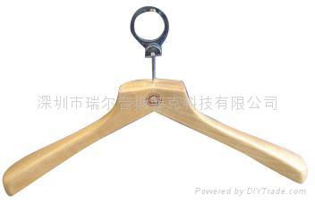 wooden hanger 4