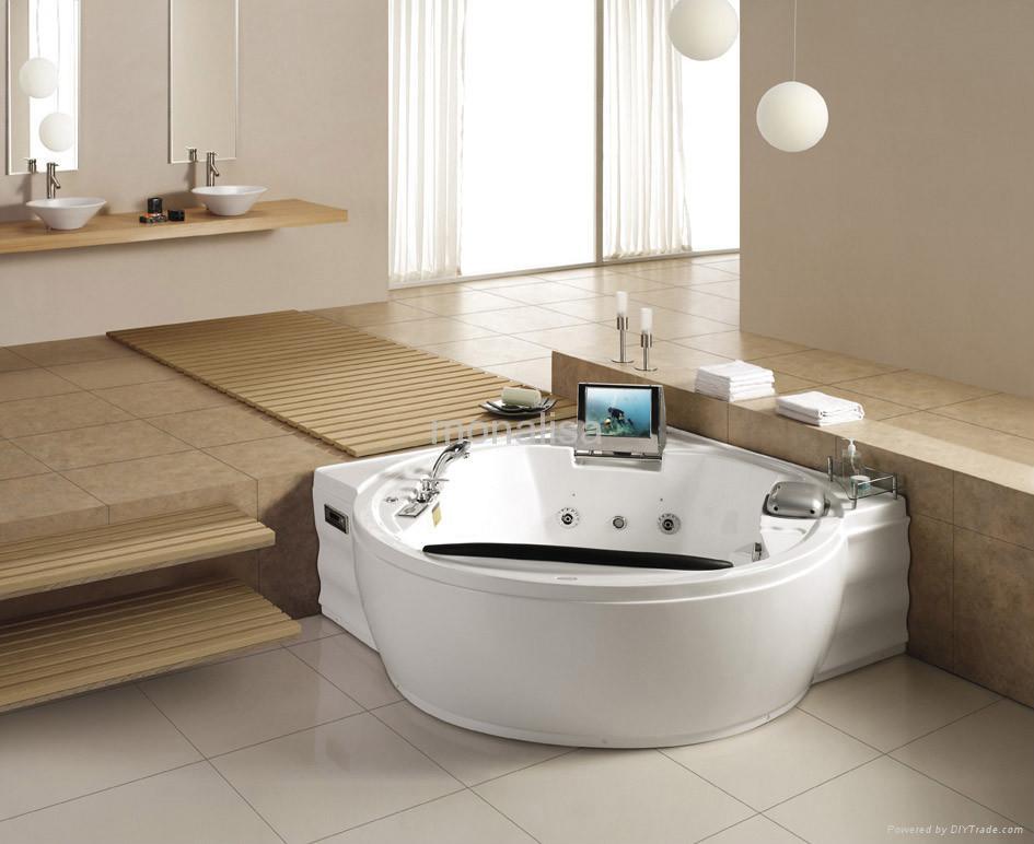 LUXURY MASSAGE BATHTUB WITH TV DVD ICEBOX 2