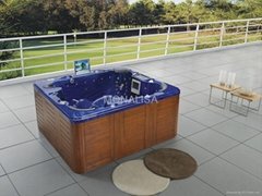 outdoor spa  with neck message M-3321A
