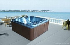 Outdoor spa for 5 persons (M-3362)