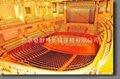 国家大剧院的三个厅堂均采用座椅下送风置换式空调系统,这使我们有机会更进一步的研究座椅下送风问题。1置