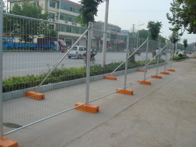 temporary fence 4