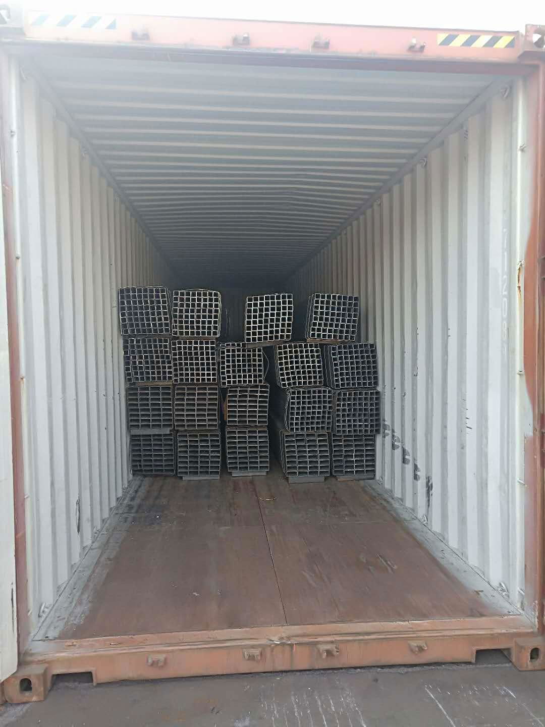 low carbon steel square tubes 4