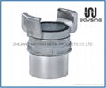 HALF COUPLING WITH LOCKING RING AND