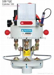 Three Heads Pneumatic Button Attaching Machine