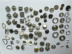 Metal buttons