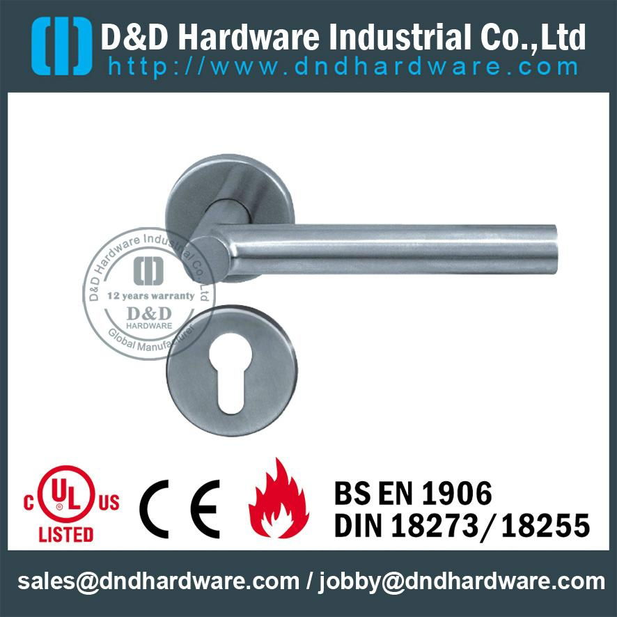 BS EN 1906 Grade 3& Grade 4 door tube handle