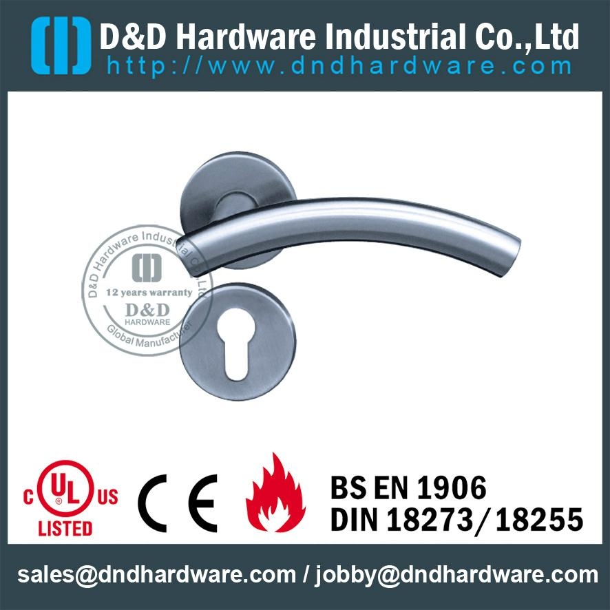 DDTH005 Tube lever handle BS  EN 1906