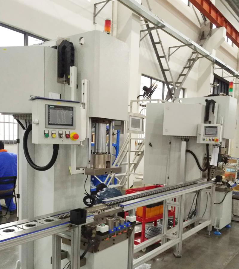  The numerical control presses installing equipment   2