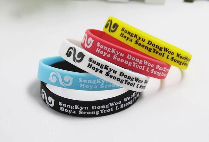 Promotional silicone wristband silicone fluorescent bracelet