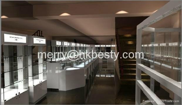 white glossy finish jewelry display showcases 2