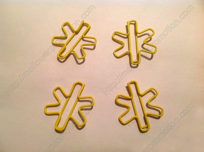 Fancy star shaped paper clips 4